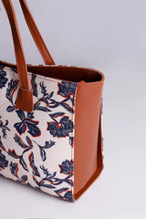 Tote & Twirl