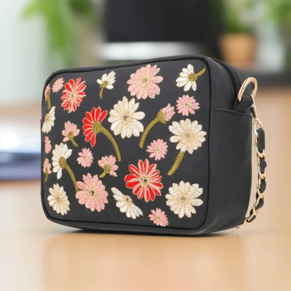 Flo Cross Body Bag - Black