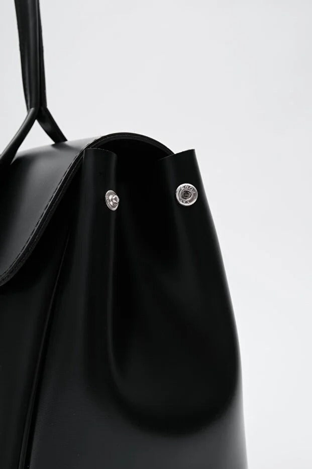 Flap Shoulder Bag Black