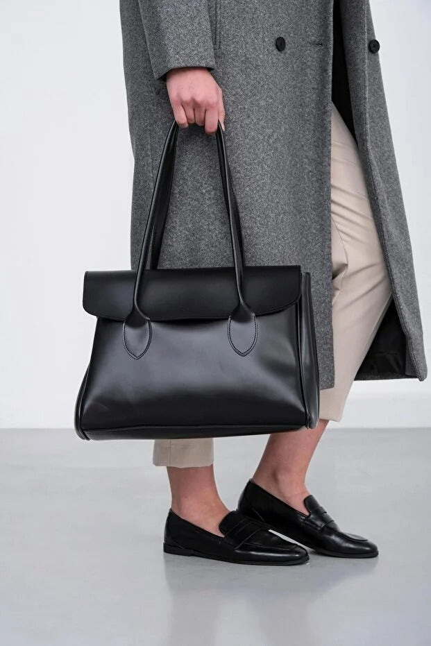 Flap Shoulder Bag Black