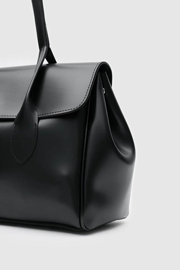 Flap Shoulder Bag Black